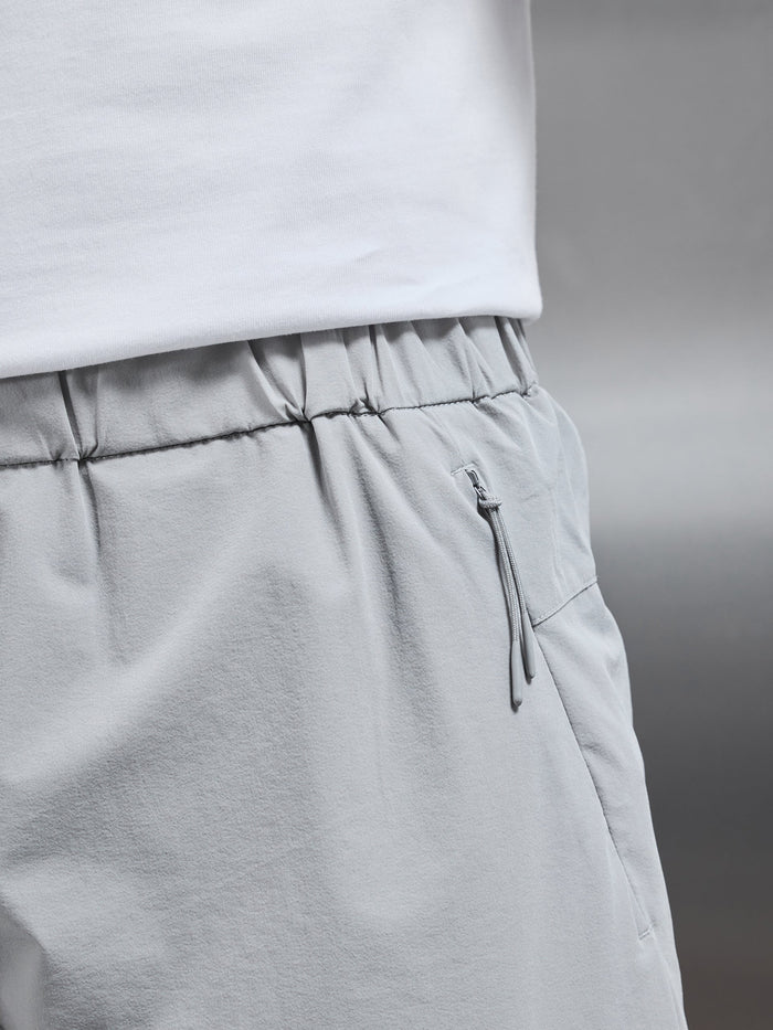 Active Cargo Short in Mid Grey