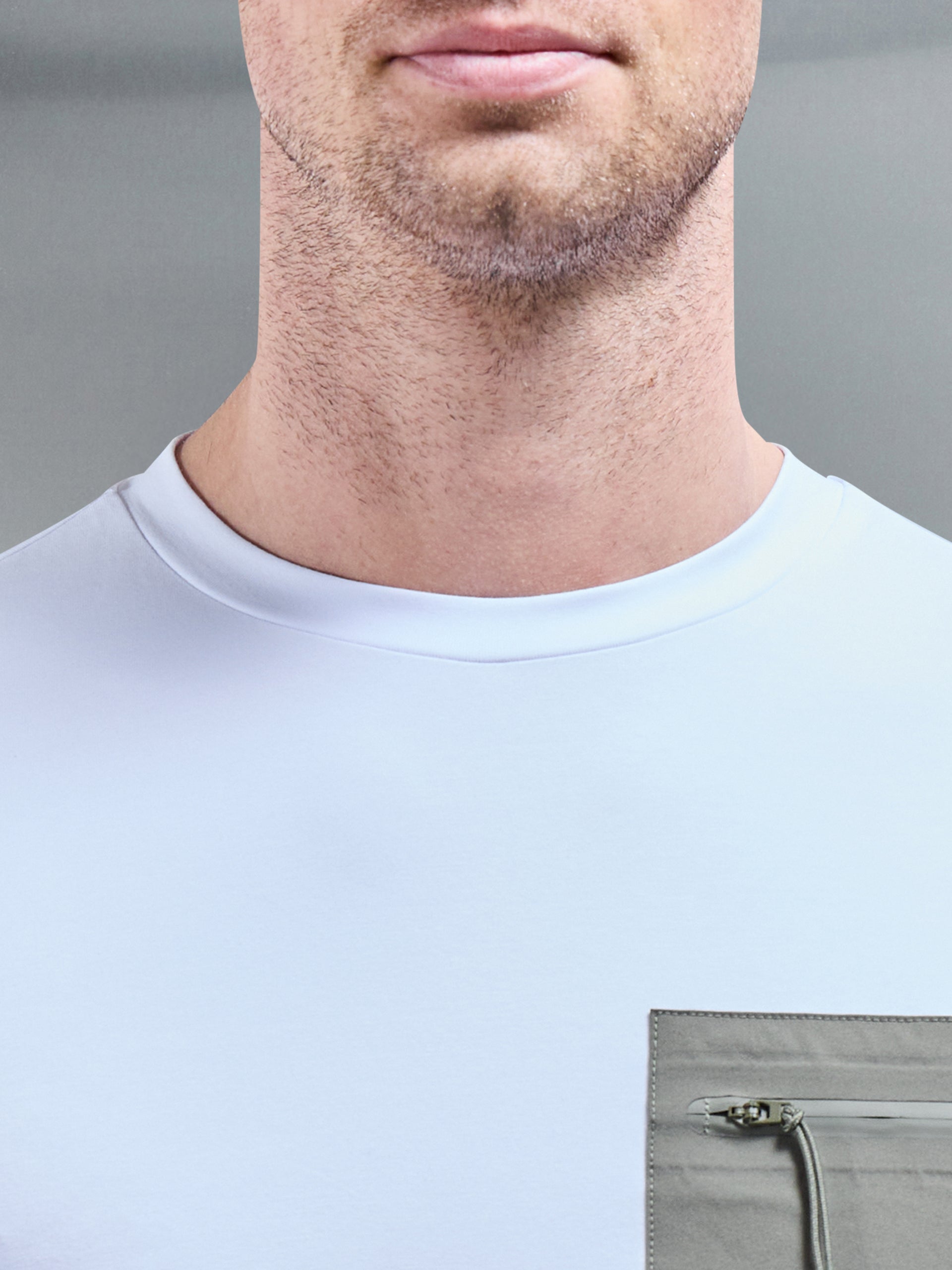 Active Cargo T-Shirt in White Olive