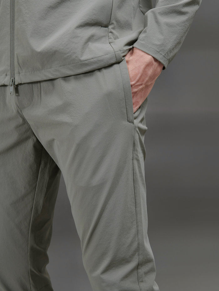 Active Technical Tapered Trackpant in Olive