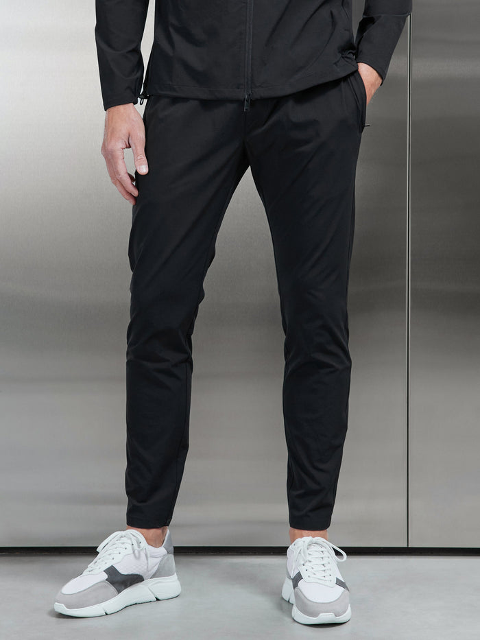 Active Technical Tapered Trackpant in Black