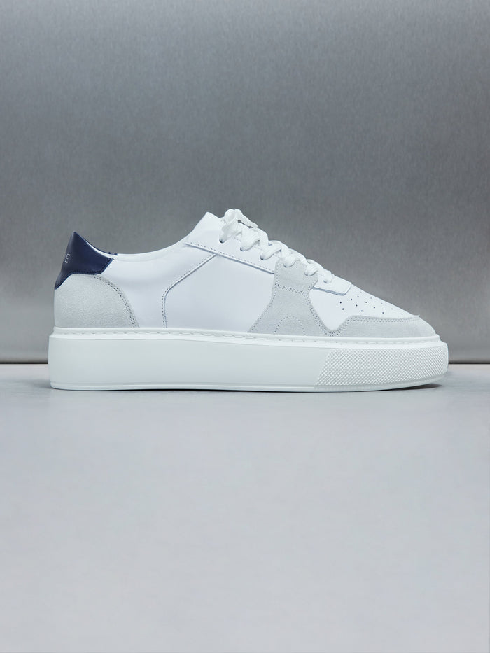 Court Trainer in White Grey