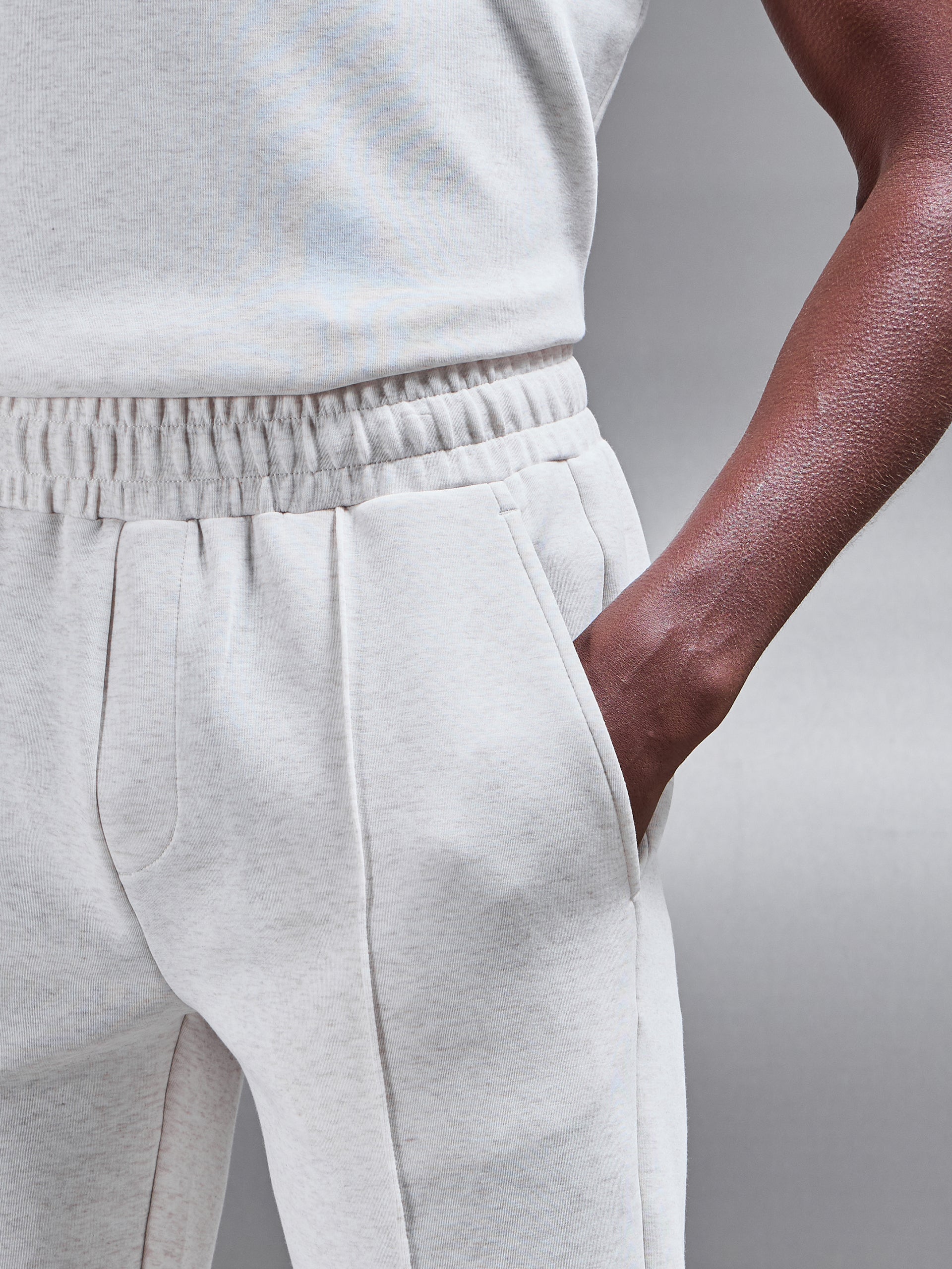 Everyday Luxe Short in Oatmeal