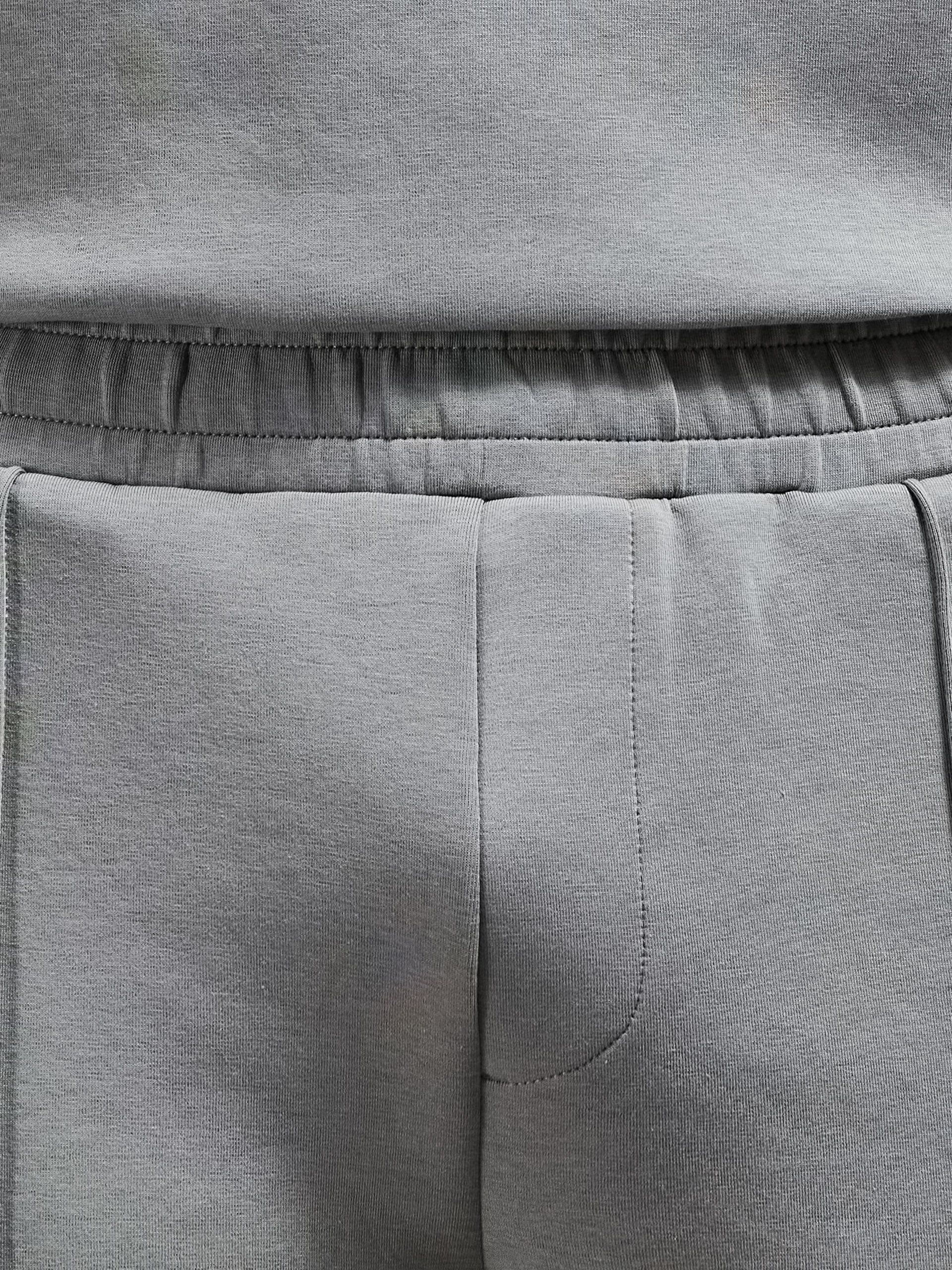 Everyday Luxe Short in Olive