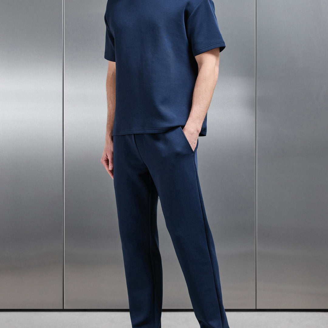 Everyday Luxe Straight Leg Jogger in Navy