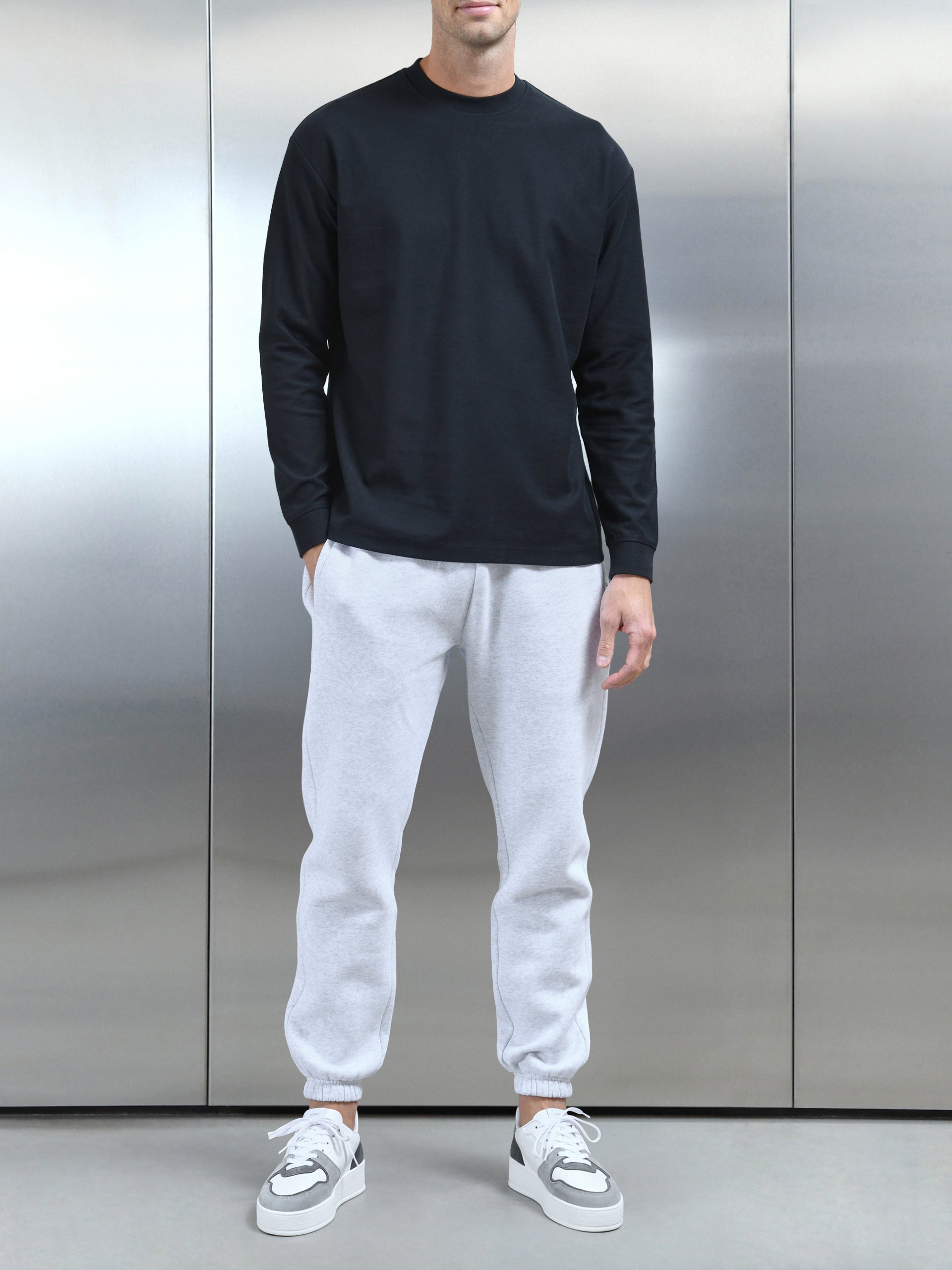 Relaxed Fit Long Sleeve T-Shirt in Black