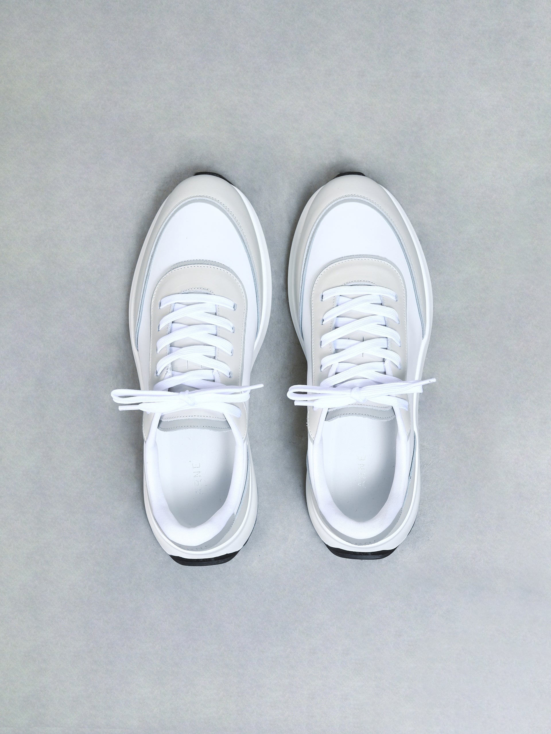 Leather Low Runner in White Stone