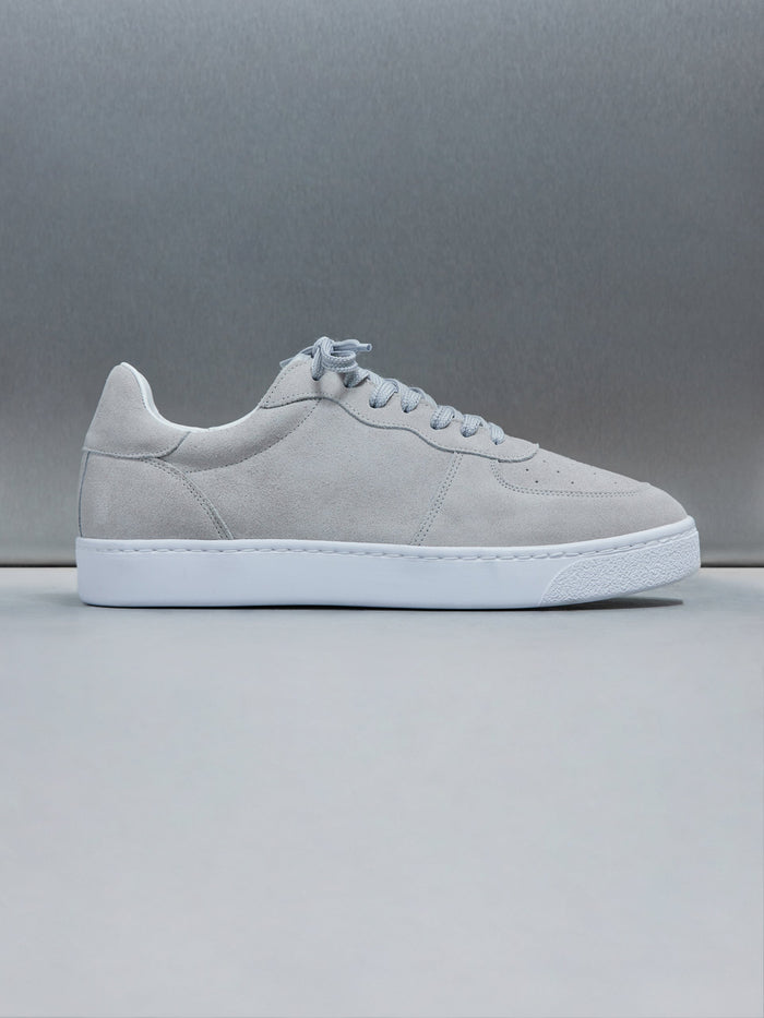 Low Suede Trainer in Stone