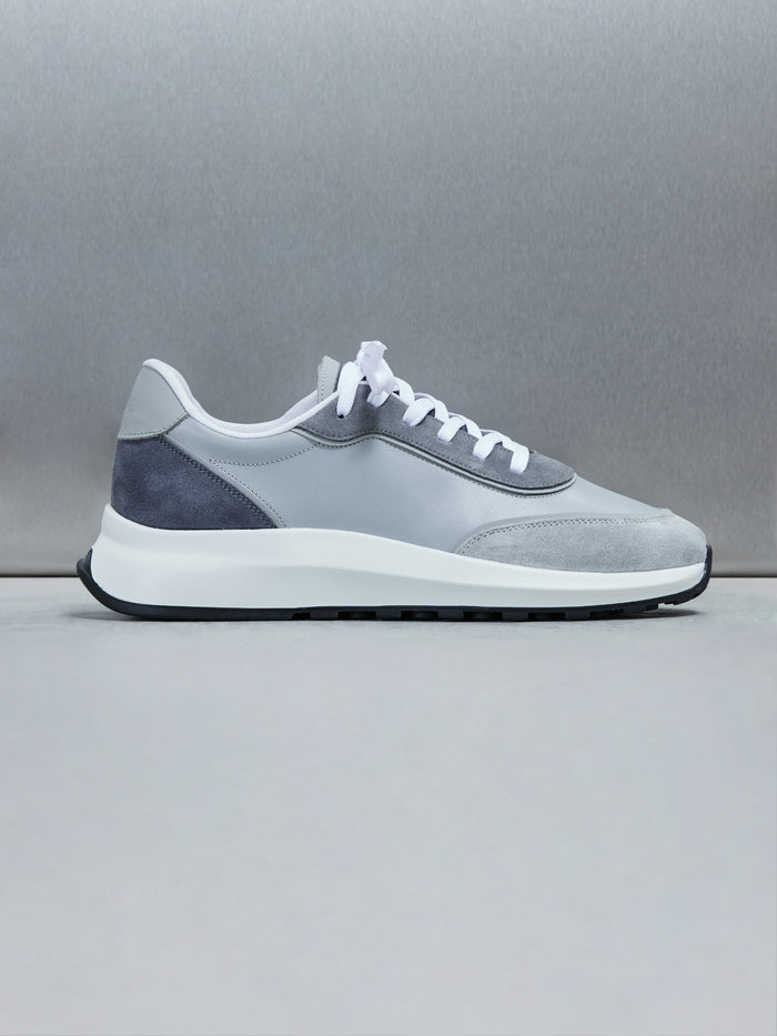 Low Runner in Tonal Grey