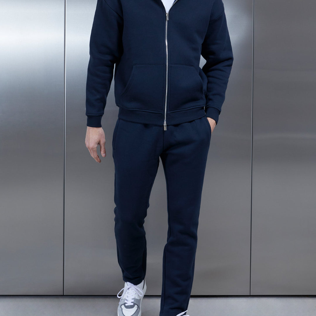 Relaxed Tapered Leg Jogger in Navy