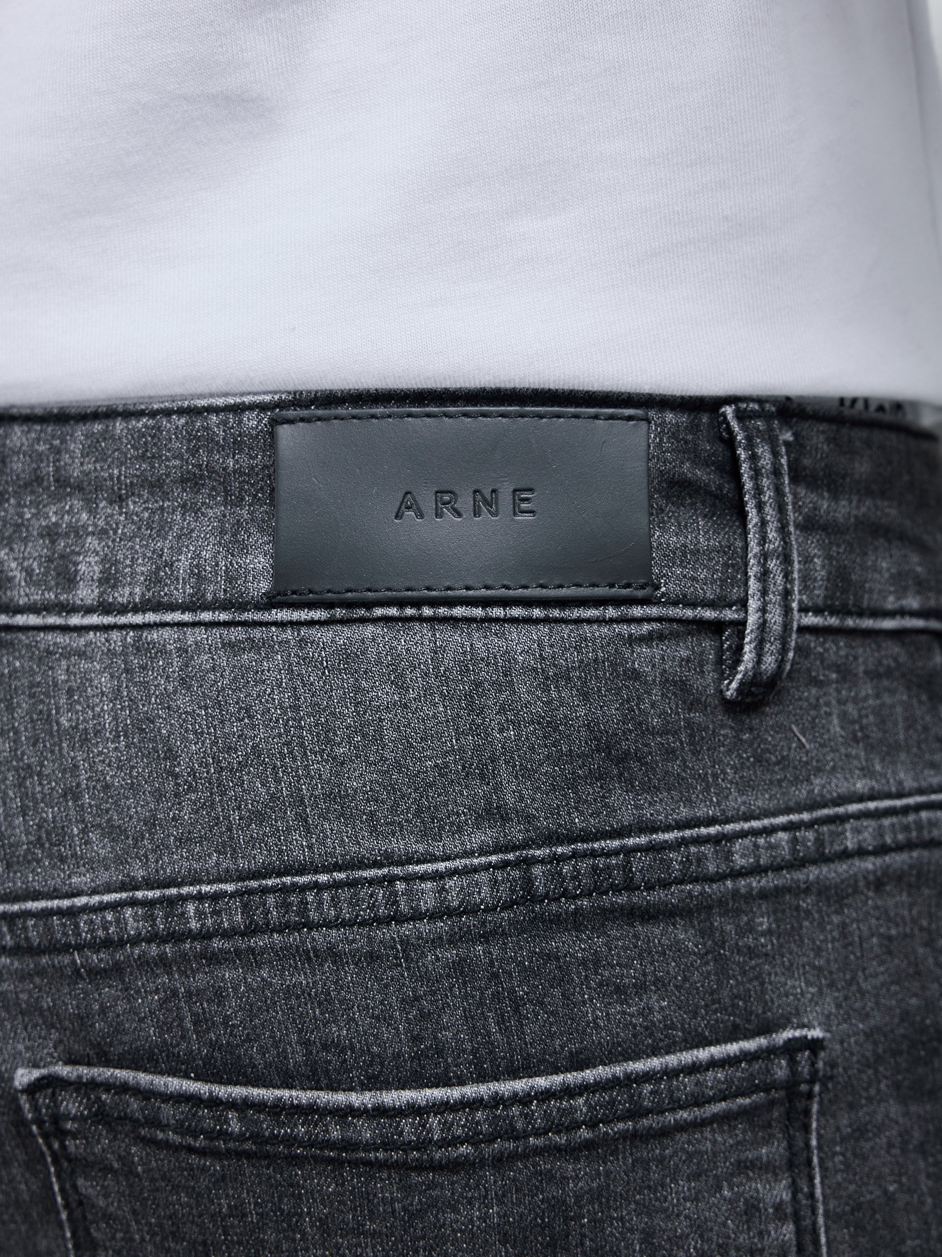 Relaxed Fit Denim Jeans in Grey Wash