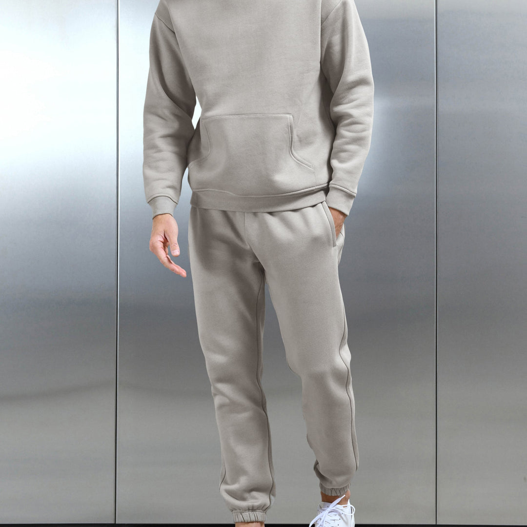 Relaxed Fit Jogger in Stone