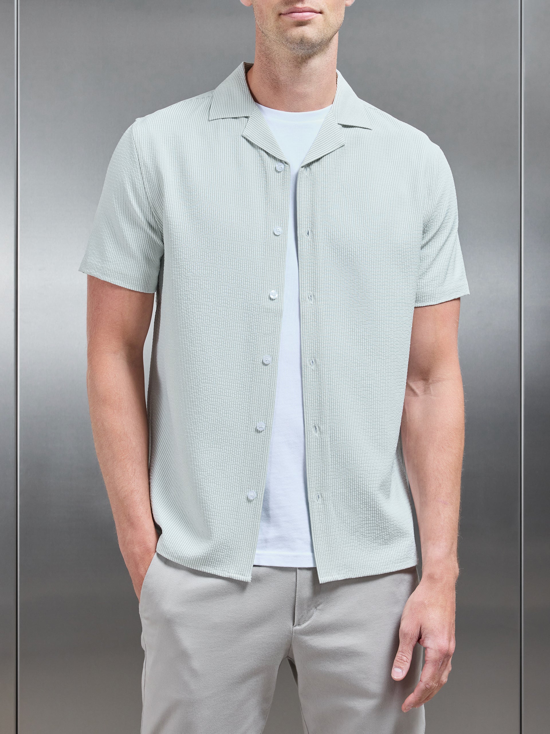 Seersucker Short Sleeve Revere Collar Shirt in Sage