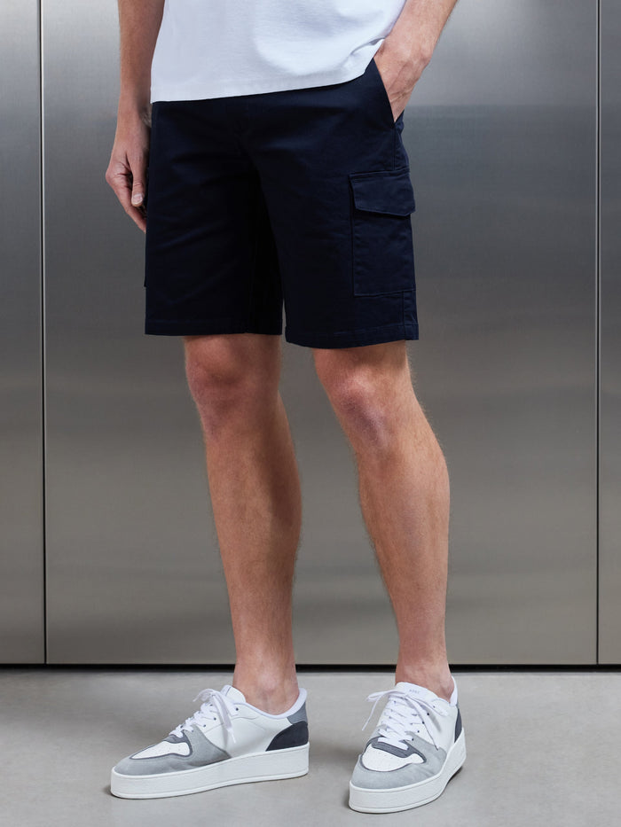 Tailored Cotton Cargo Short in Navy