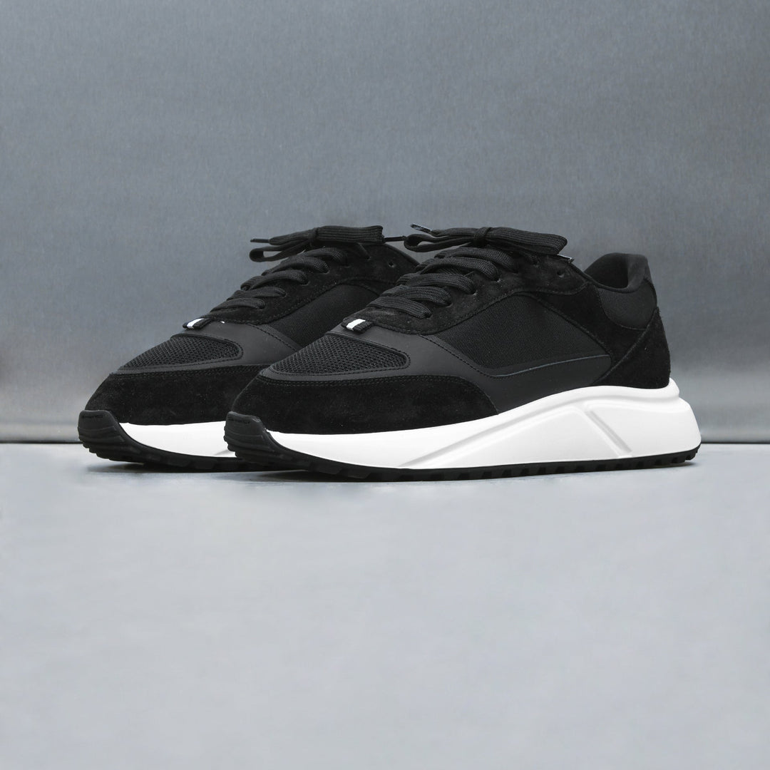 Technical Runner in Black