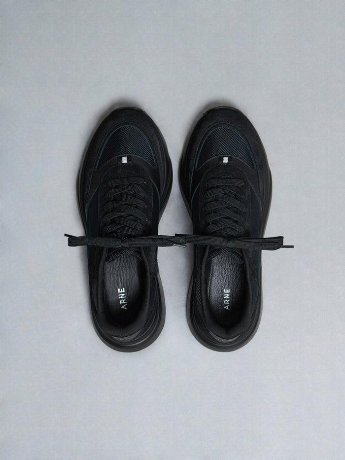 Technical Runner in Triple Black