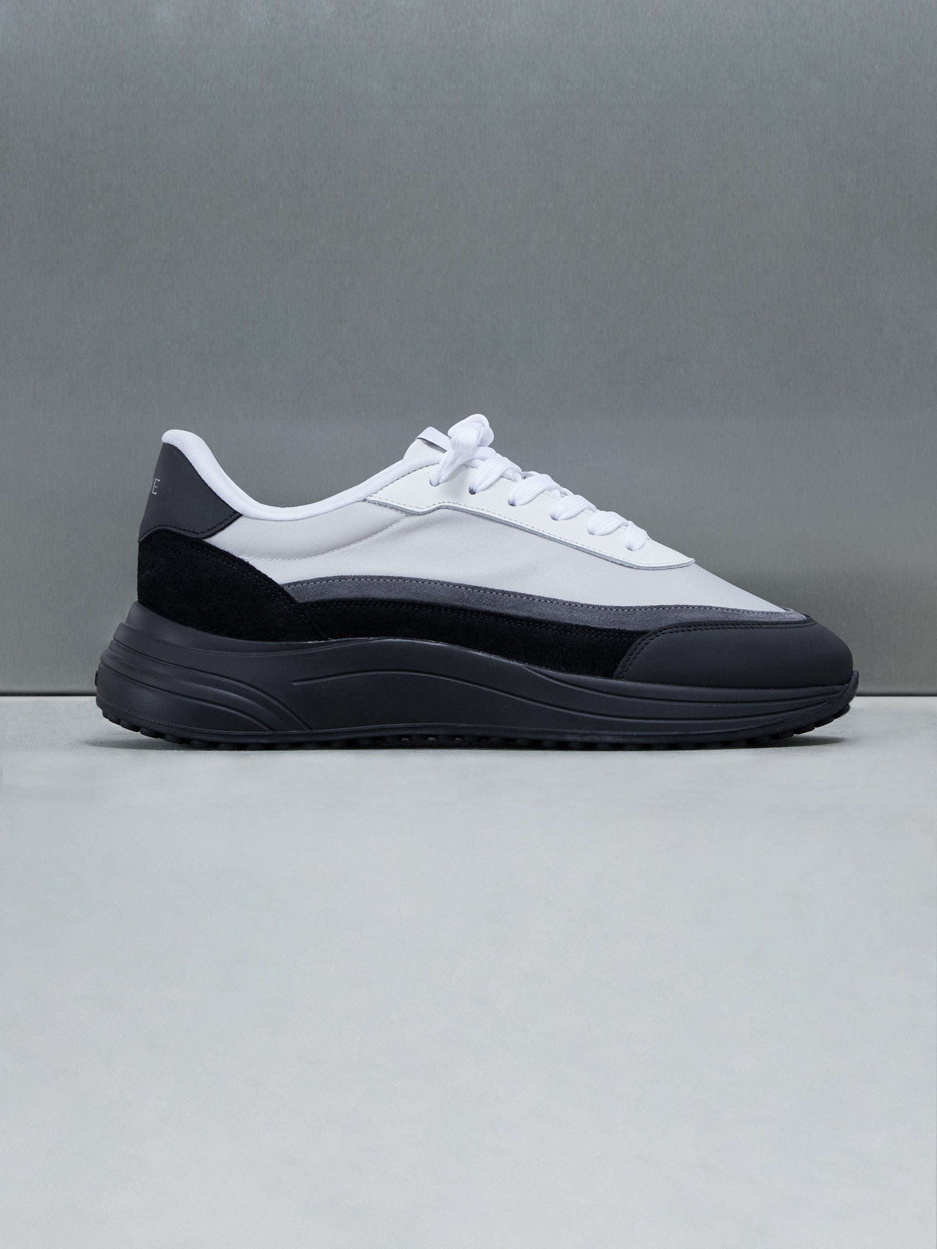 Wave Runner in Black Ice V2