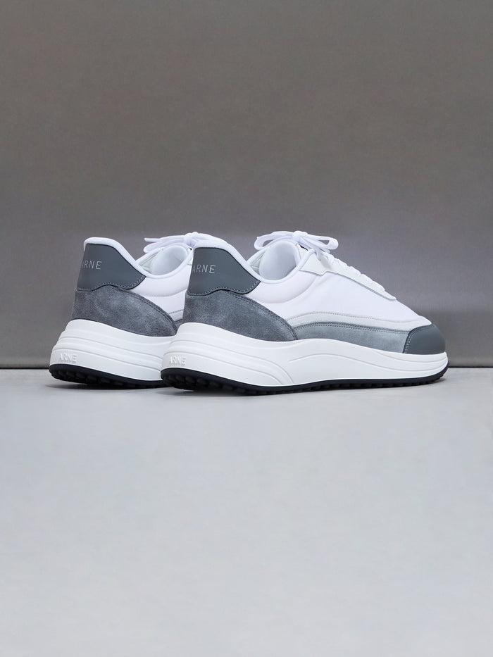 Wave Runner in White Grey