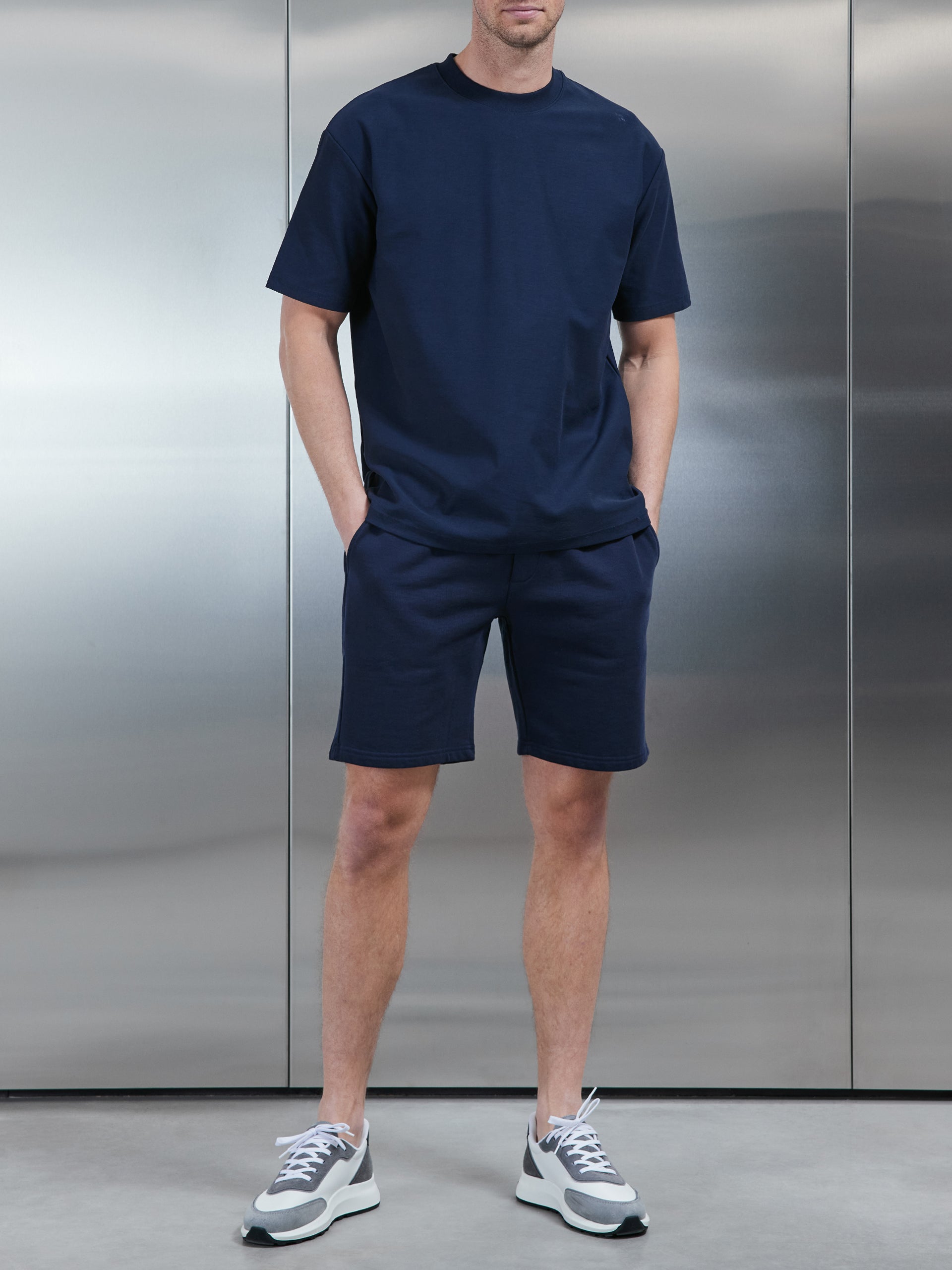 Relaxed Fit Short in Navy